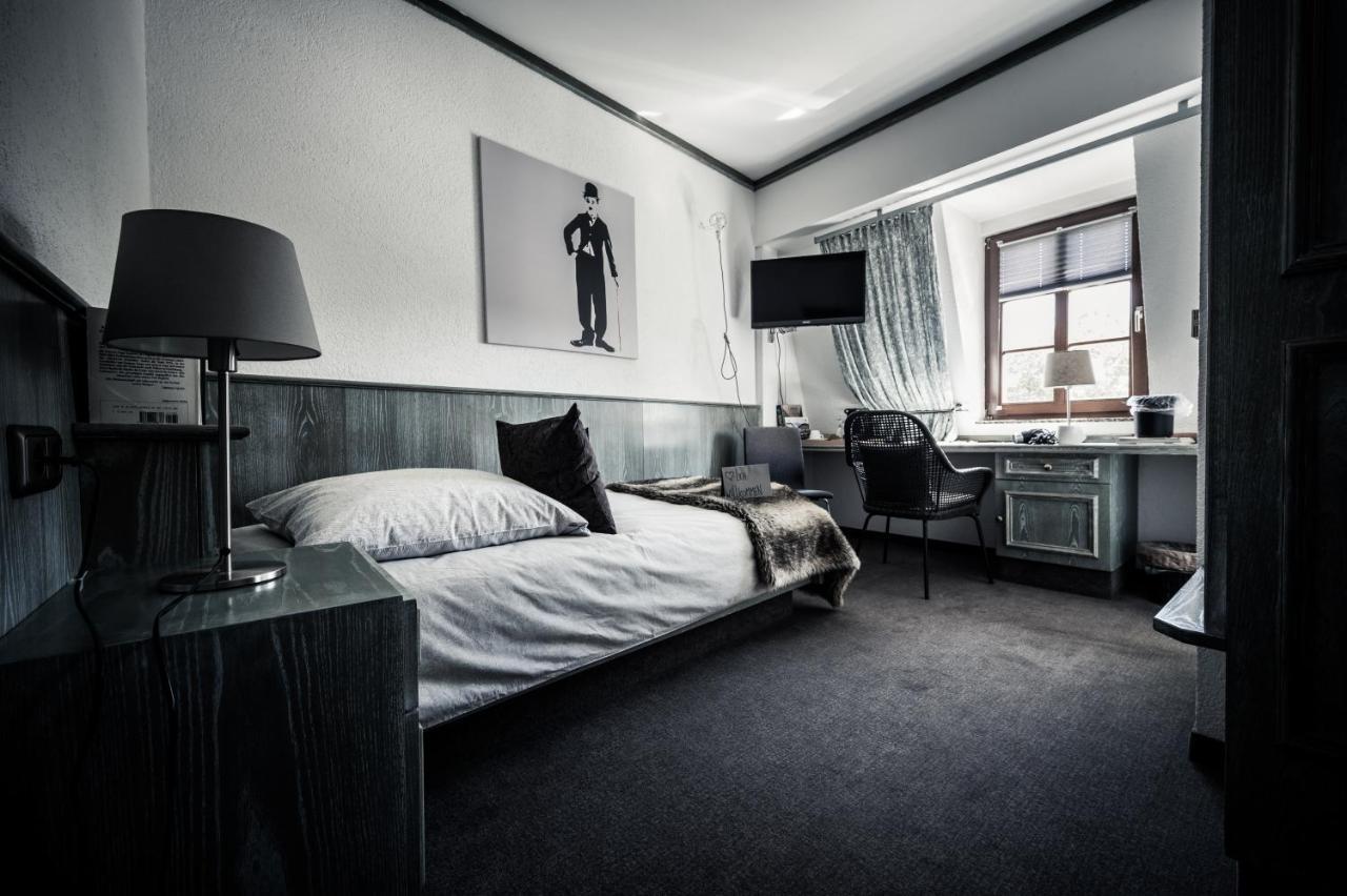 Sommers Hotel Altes Posteck ライヒェンバッハ・イム・フォークトラント エクステリア 写真